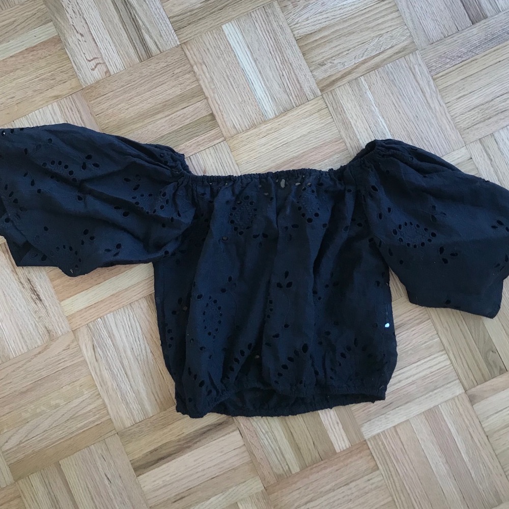 Eyelet black crop blouse